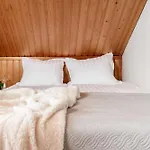 아파트 Fireside Loft, Sauna, Wifi & Location